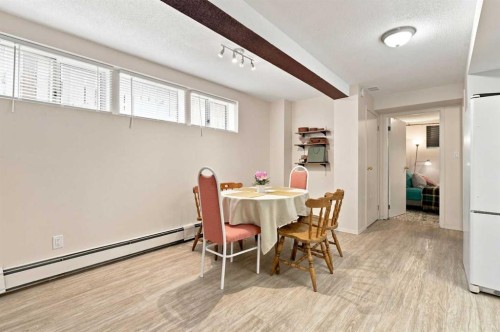 1212 Rosehill Drive Nw, Calgary, AB - Indoor Photo Showing Dining Room