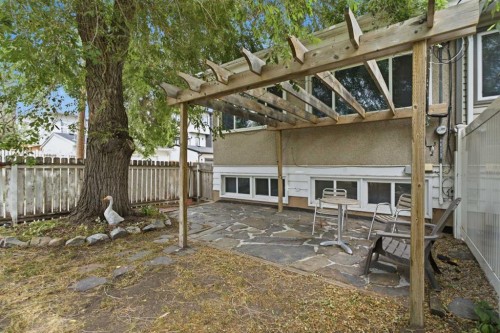 1212 Rosehill Drive Nw, Calgary, AB - Outdoor