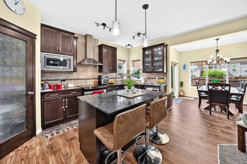 157 Sage Valley Road Nw, Calgary, AB - Indoor Photo Showing Kitchen With Upgraded Kitchen