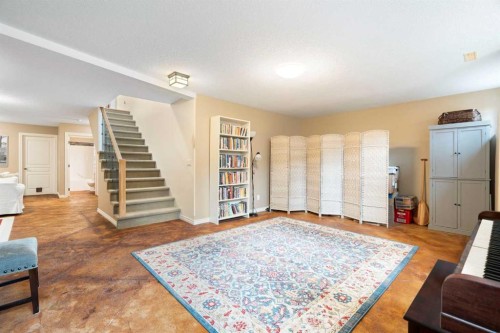 19 Rockmont Court Nw, Calgary, AB - Indoor