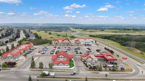 19 Rockmont Court Nw, Calgary, AB - Outdoor With View