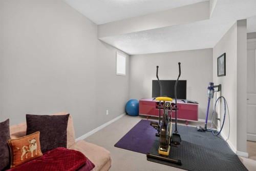 202 Copperpond Row Se, Calgary, AB - Indoor Photo Showing Office