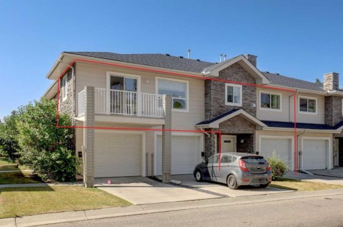 6711 Pinecliff Grove Ne, Calgary, AB - Outdoor With Balcony With Facade