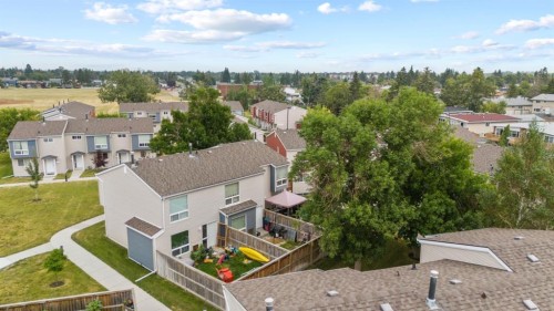 69-5425 Pensacola Crescent Se, Calgary, AB - Outdoor With View
