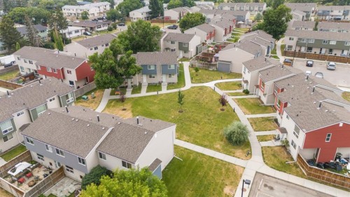 69-5425 Pensacola Crescent Se, Calgary, AB - Outdoor With View