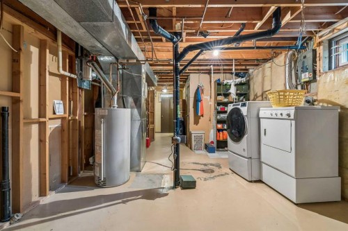 3131 Oakwood Drive Sw, Calgary, AB - Indoor Photo Showing Basement