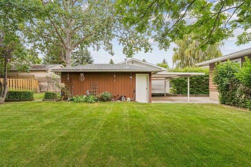 3131 Oakwood Drive Sw, Calgary, AB - Outdoor