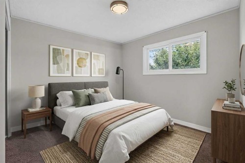 7935 Huntwick Hill Ne, Calgary, AB - Indoor Photo Showing Bedroom