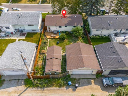 7935 Huntwick Hill Ne, Calgary, AB - Outdoor