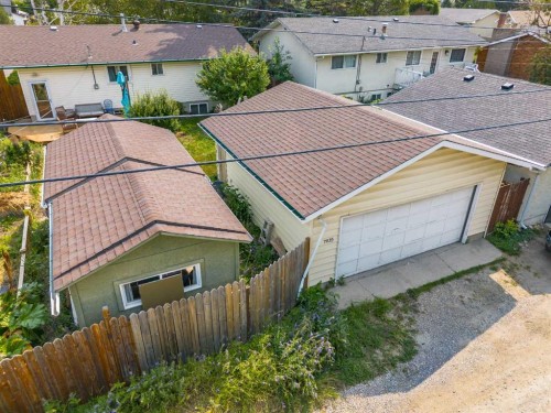 7935 Huntwick Hill Ne, Calgary, AB - Outdoor With Exterior