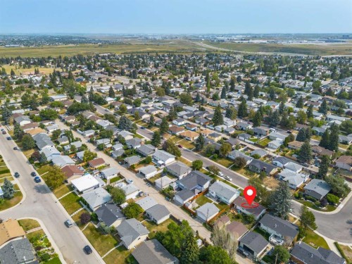 7935 Huntwick Hill Ne, Calgary, AB - Outdoor With View