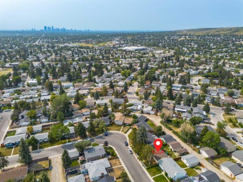 7935 Huntwick Hill Ne, Calgary, AB - Outdoor With View