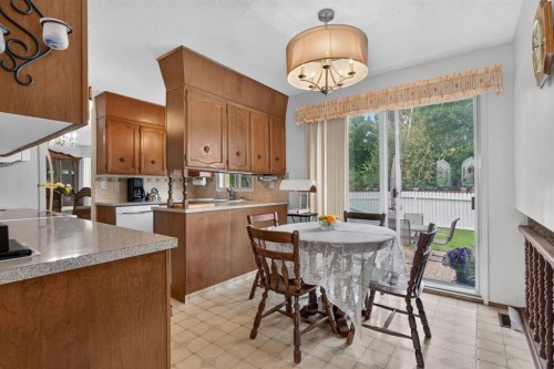 224 Silver Crest Drive Nw, Calgary, AB - Indoor