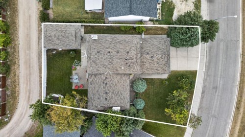 224 Silver Crest Drive Nw, Calgary, AB - Outdoor