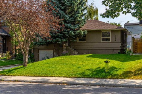 3042 28 Street Sw, Calgary, AB - Outdoor