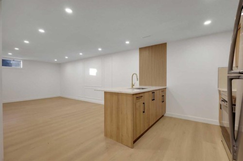 3331 41 Street Se, Calgary, AB - Indoor