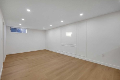 3331 41 Street Se, Calgary, AB - Indoor