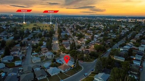 3331 41 Street Se, Calgary, AB - Outdoor With View