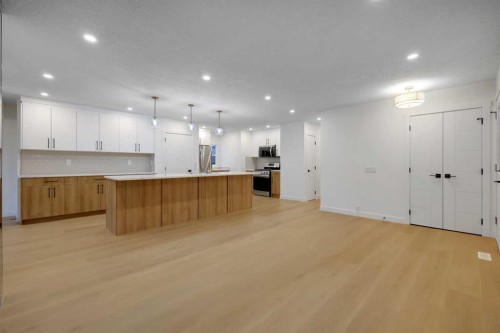 3331 41 Street Se, Calgary, AB - Indoor