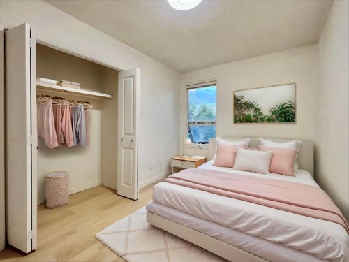58 Canterbury Gardens Sw, Calgary, AB - Indoor Photo Showing Bedroom