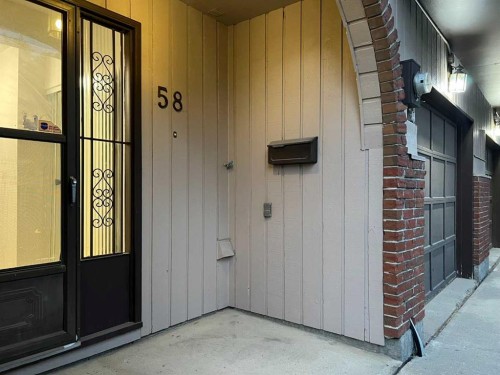 58 Canterbury Gardens Sw, Calgary, AB -  With Exterior