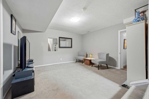 721 27 Avenue Nw, Calgary, AB - Indoor