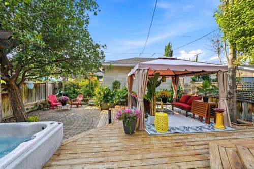 721 27 Avenue Nw, Calgary, AB - Outdoor With Deck Patio Veranda