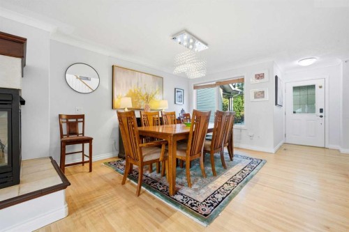 721 27 Avenue Nw, Calgary, AB - Indoor Photo Showing Dining Room
