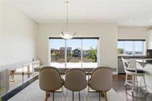 21 Evansview Manor Nw, Calgary, AB 