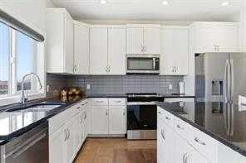 21 Evansview Manor Nw, Calgary, AB 