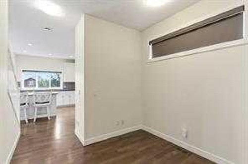 21 Evansview Manor Nw, Calgary, AB 