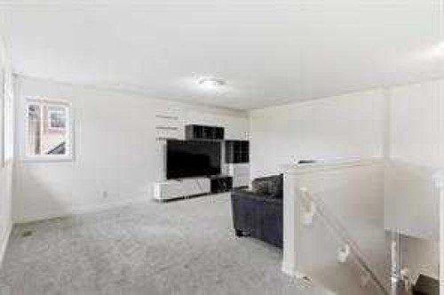 21 Evansview Manor Nw, Calgary, AB 