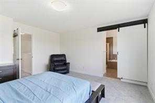 21 Evansview Manor Nw, Calgary, AB 