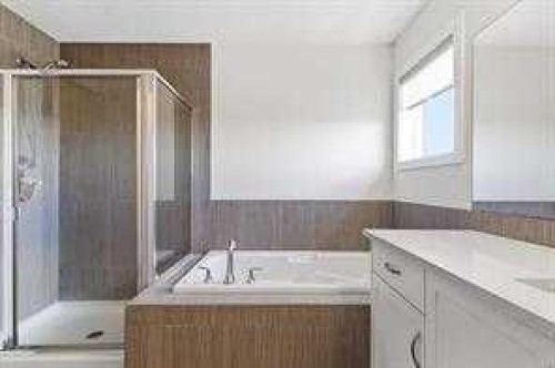 21 Evansview Manor Nw, Calgary, AB 