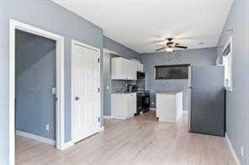 21 Evansview Manor Nw, Calgary, AB 