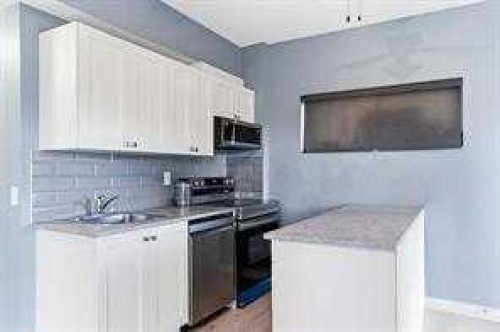 21 Evansview Manor Nw, Calgary, AB 