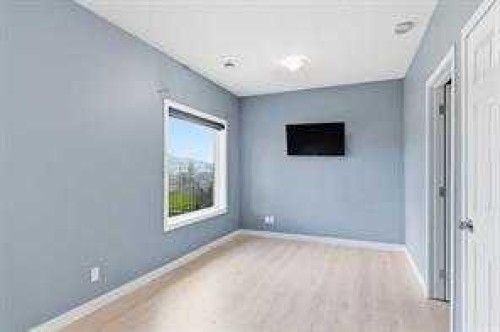 21 Evansview Manor Nw, Calgary, AB 