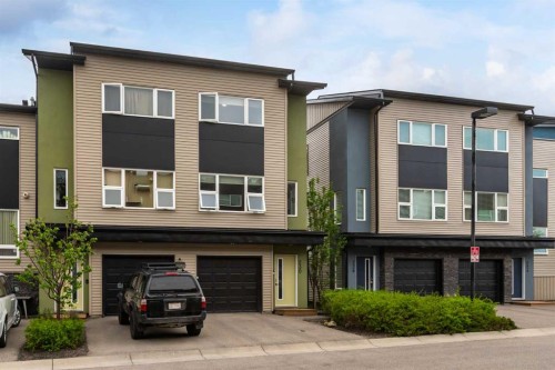 230 Covecreek Circle Ne, Calgary, AB - Outdoor With Facade