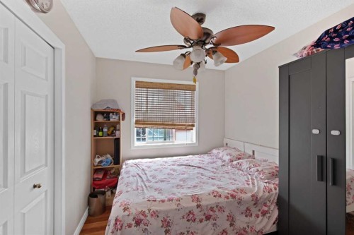 155 Taralea Gardens Ne, Calgary, AB - Indoor Photo Showing Bedroom