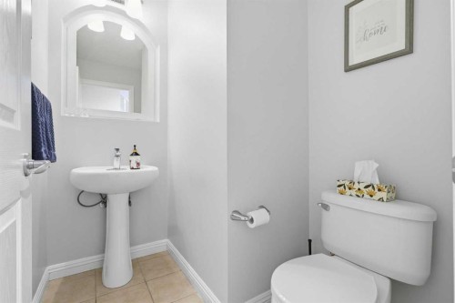 182 Kincora Park Nw, Calgary, AB - Indoor Photo Showing Bathroom