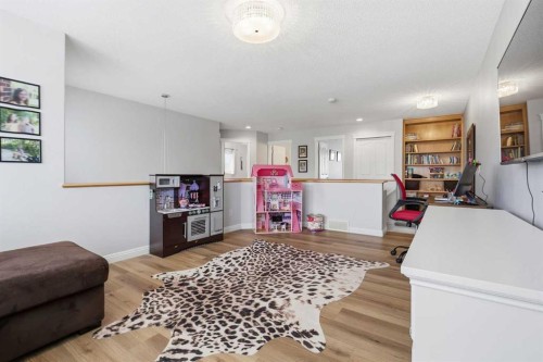 182 Kincora Park Nw, Calgary, AB - Indoor Photo Showing Living Room
