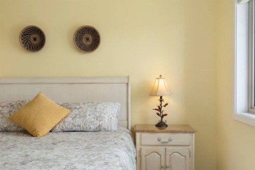 719 Mahogany Boulevard Se, Calgary, AB - Indoor Photo Showing Bedroom