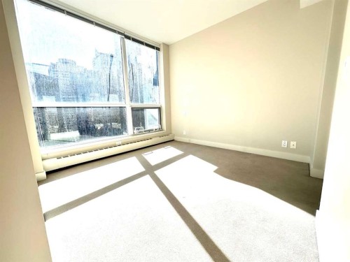 1615-222 Riverfront Avenue Sw, Calgary, AB - Indoor Photo Showing Other Room