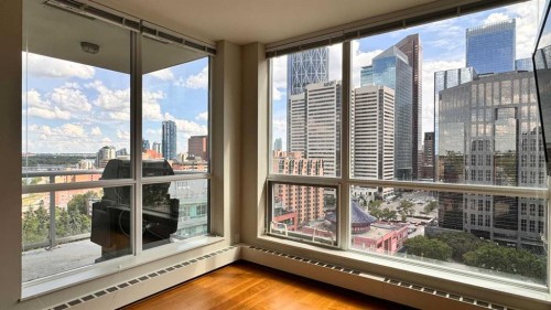 1615-222 Riverfront Avenue Sw, Calgary, AB - Indoor Photo Showing Other Room