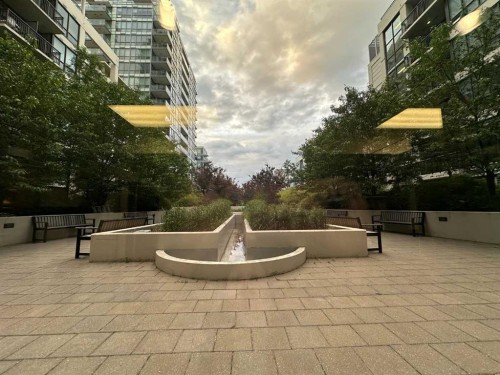 1615-222 Riverfront Avenue Sw, Calgary, AB - Outdoor