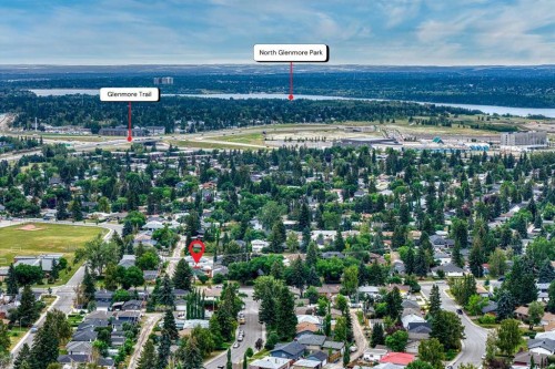 4511 41 Avenue Sw, Calgary, AB - Outdoor With View