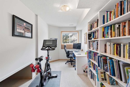 54 Rockyledge Rise Nw, Calgary, AB - Indoor