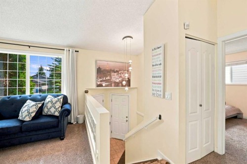 225 Harvest Glen Place Ne, Calgary, AB - Indoor Photo Showing Other Room