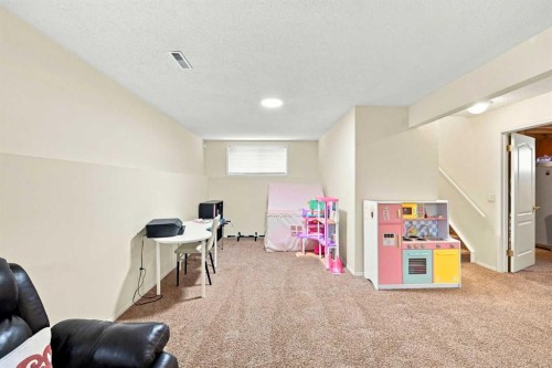 225 Harvest Glen Place Ne, Calgary, AB - Indoor