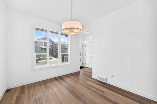 125 Herron Mews Ne, Calgary, AB - Indoor Photo Showing Other Room